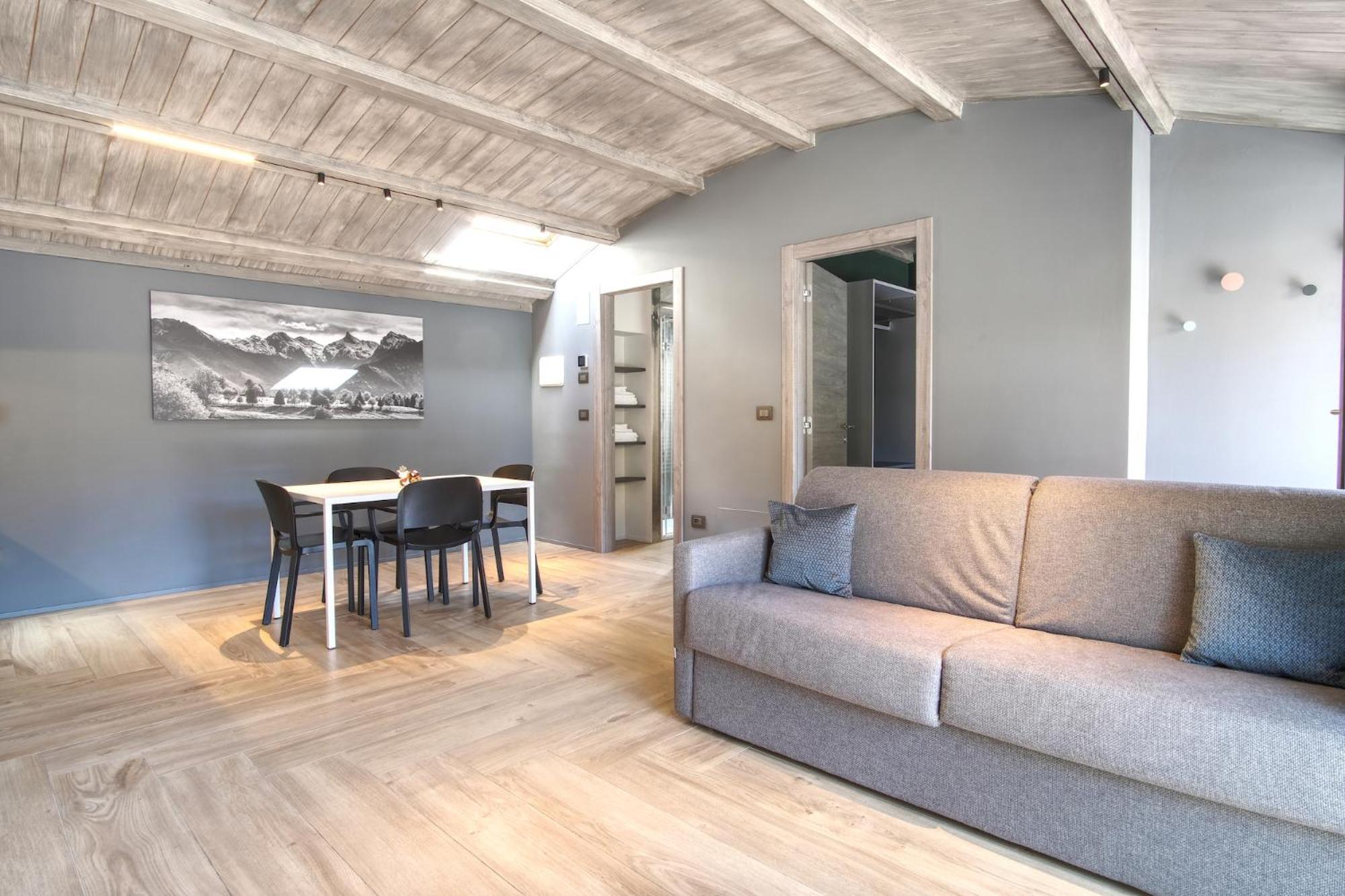 Sui Generis - Urban Apartment *