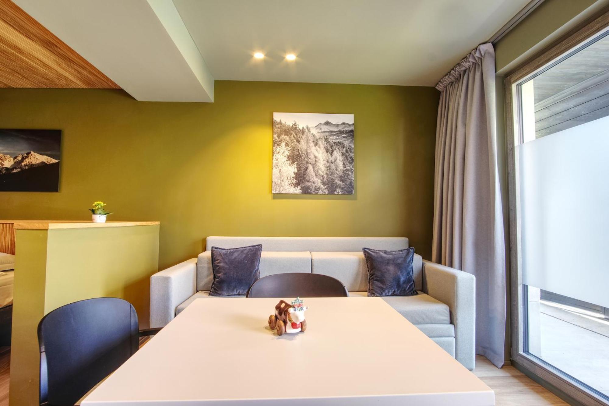 Sui Generis - Urban Apartment
